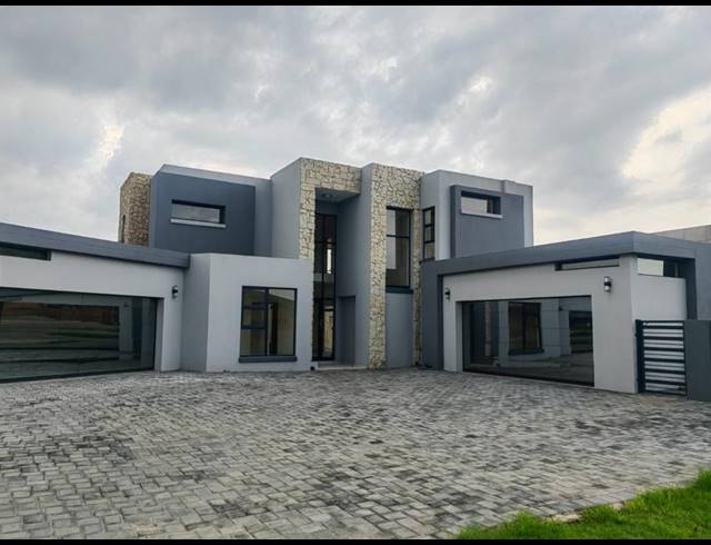 5 BEDROOM PROPERTY TO RENT IN SIX FOUNTAINS RESIDENTIAL ESTATE